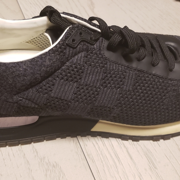 Louis Vuitton Run Away Sneakers - Picture 2 of 5